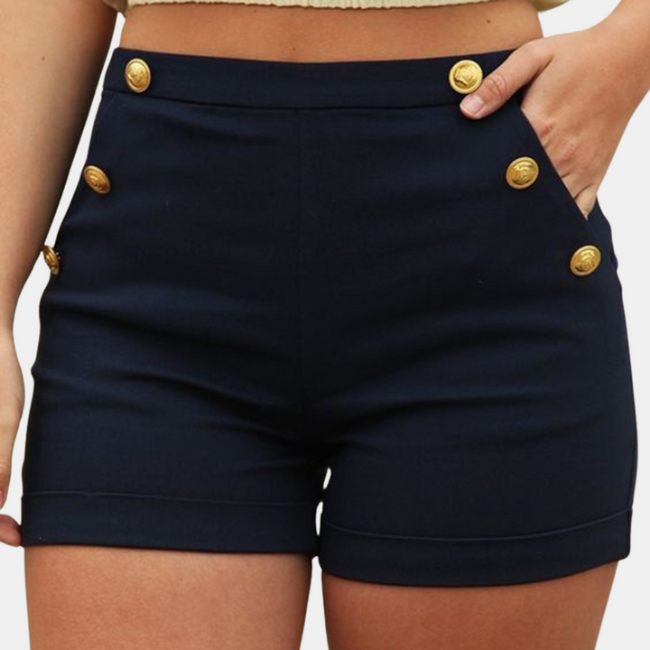 Shorts taille haute modernes avec des accents de boutons dorés – Shorts pour femmes premium