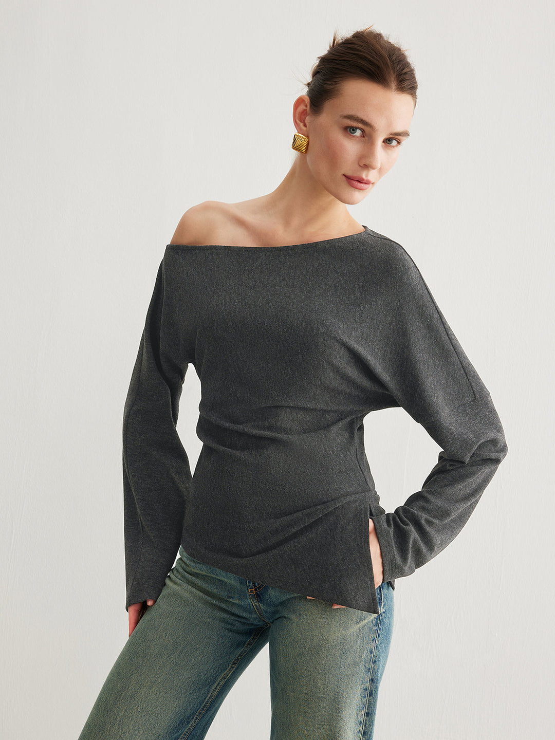 Haut pour femmes asymétrique avec fente et fronces