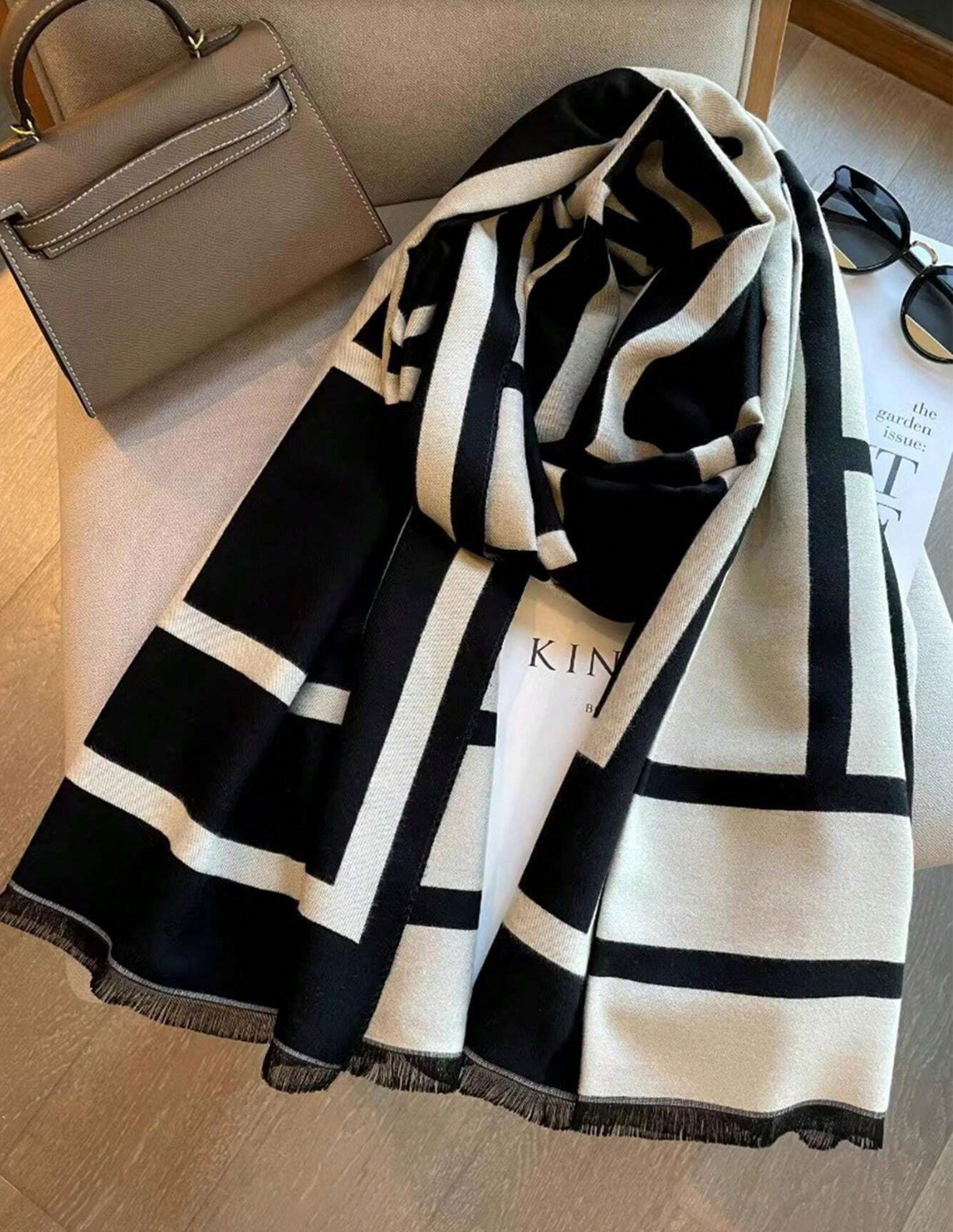 Damen Schal Zeitloses Design Aus Hochwertigen Textilfasern