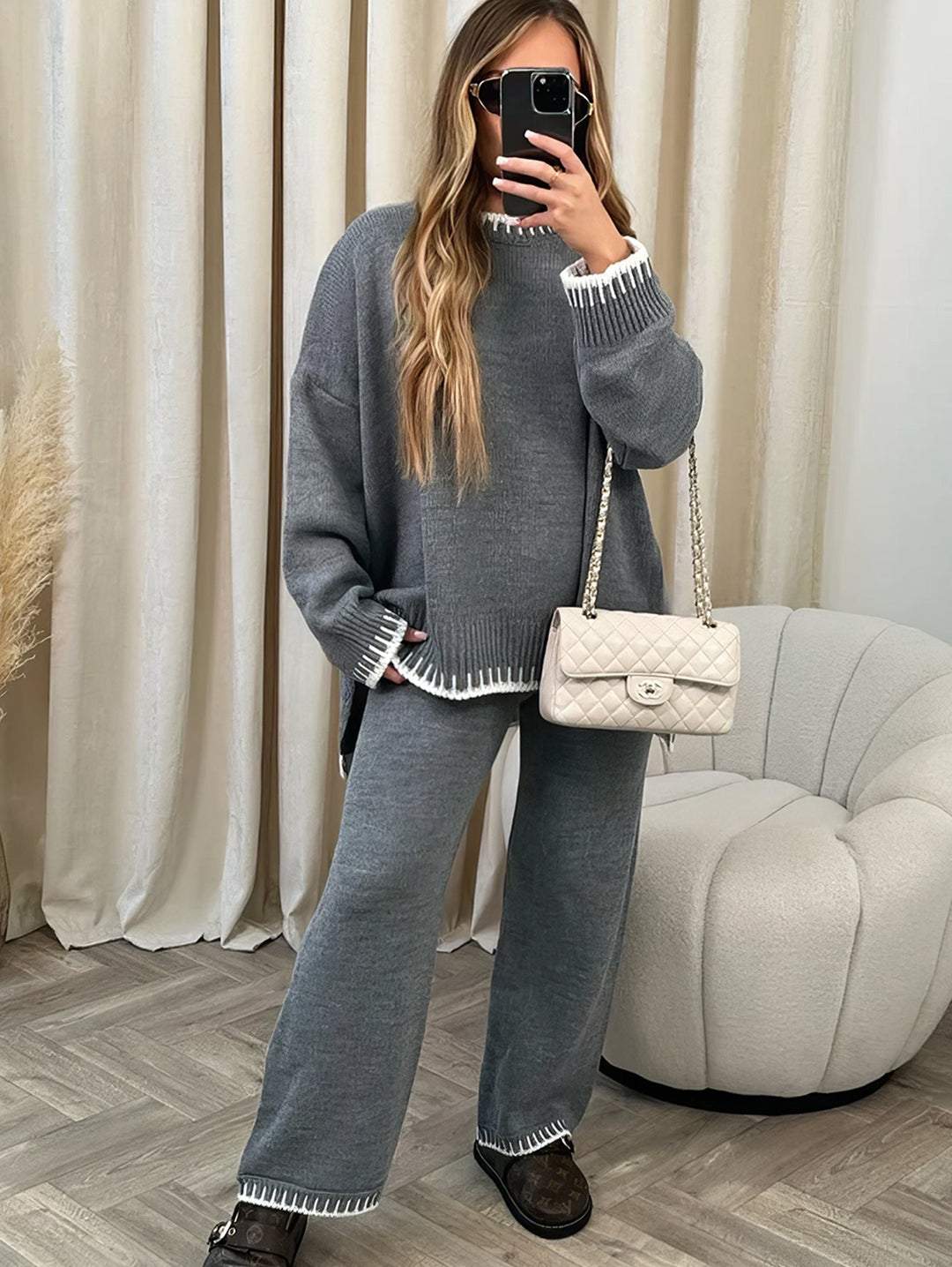 Women's Set Soft Knit Style Comfortable and Trendy