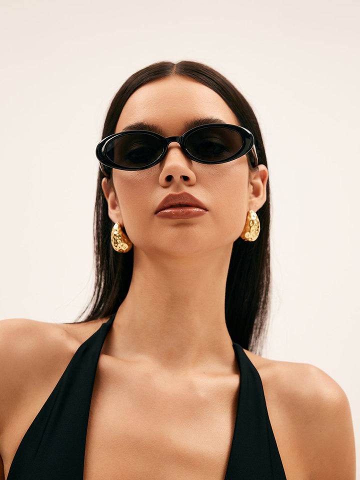 Women's Oval Sunglasses With UV Protection – Trendy And Comfortable