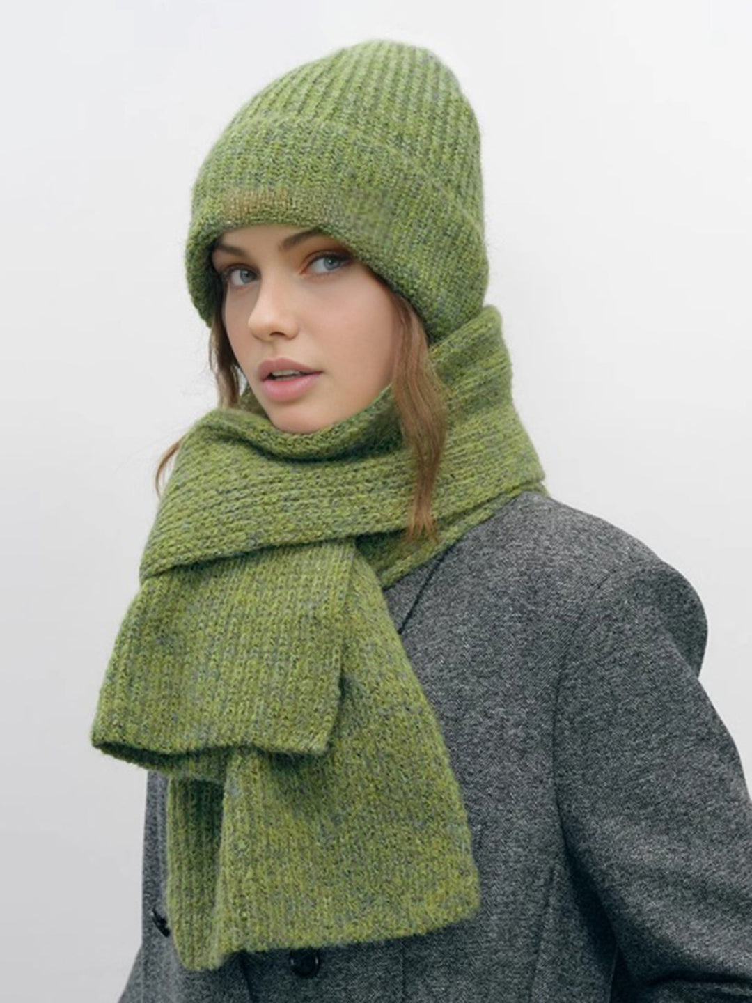 Damen Strickmütze mit passendem Schal
