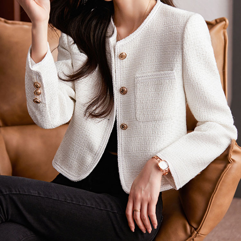 Women's jacket elegant design short fit breathable fabrics