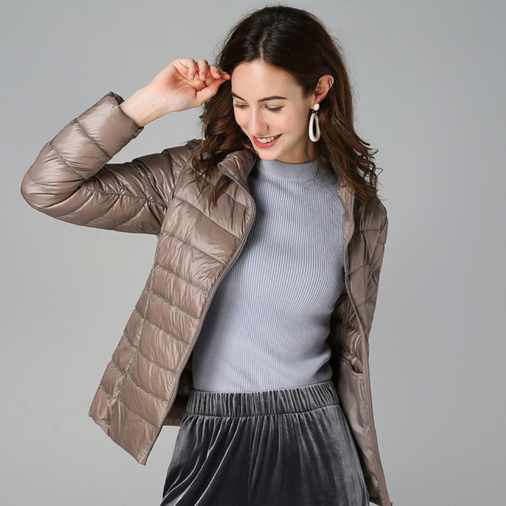 Damenjacke Leichtgewicht Faltendesign mit Praktischen Taschen