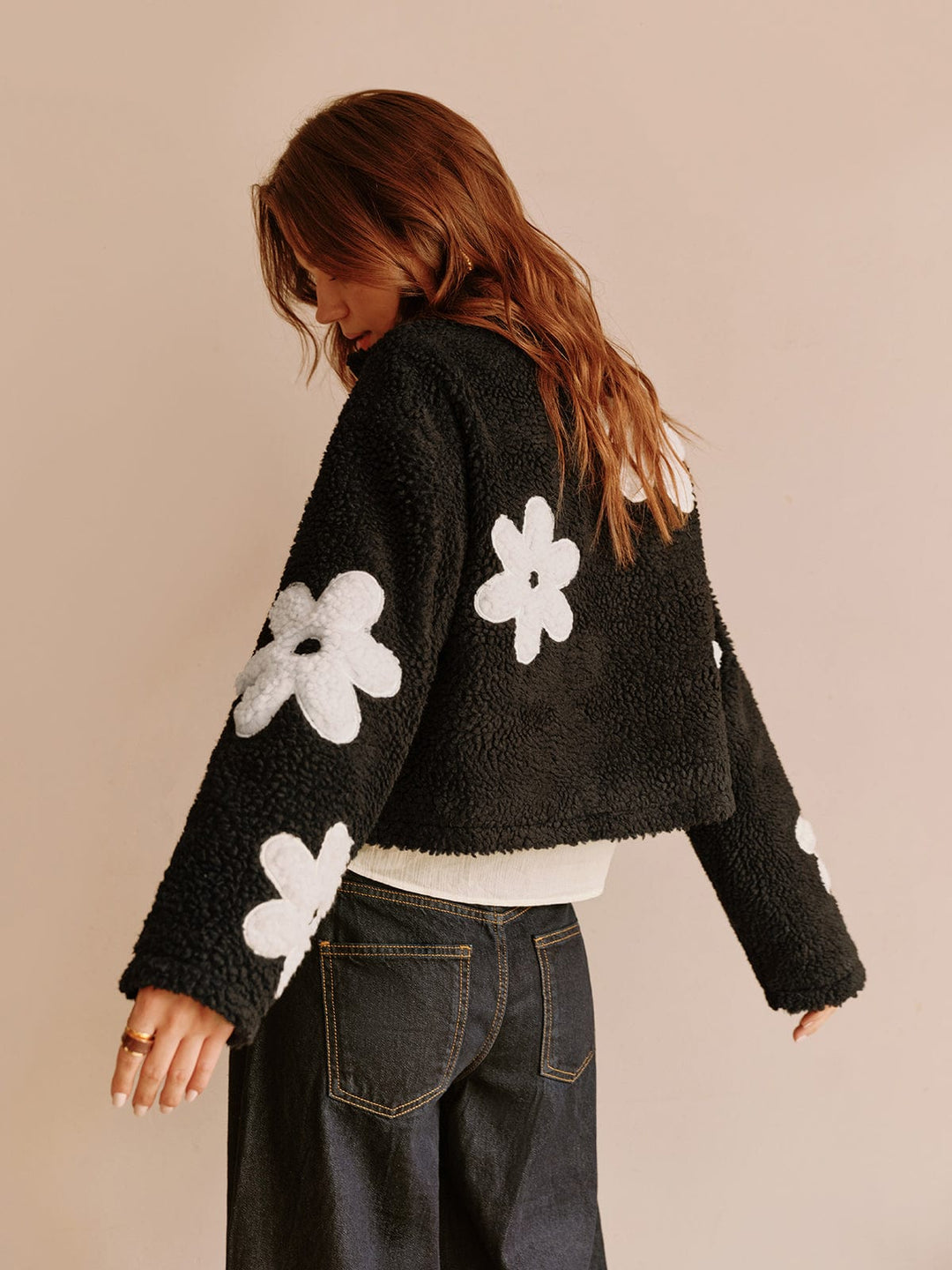 Damenjacke Teddy mit Blumenmuster Cropped Stil