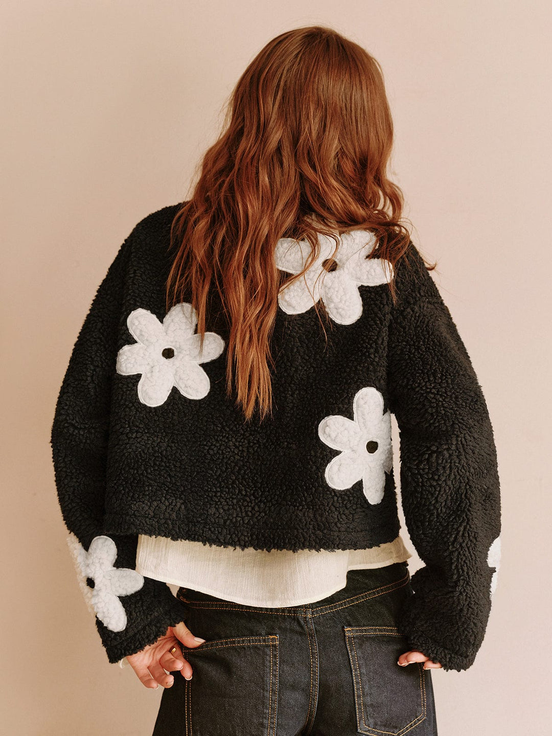 Damenjacke Teddy mit Blumenmuster Cropped Stil