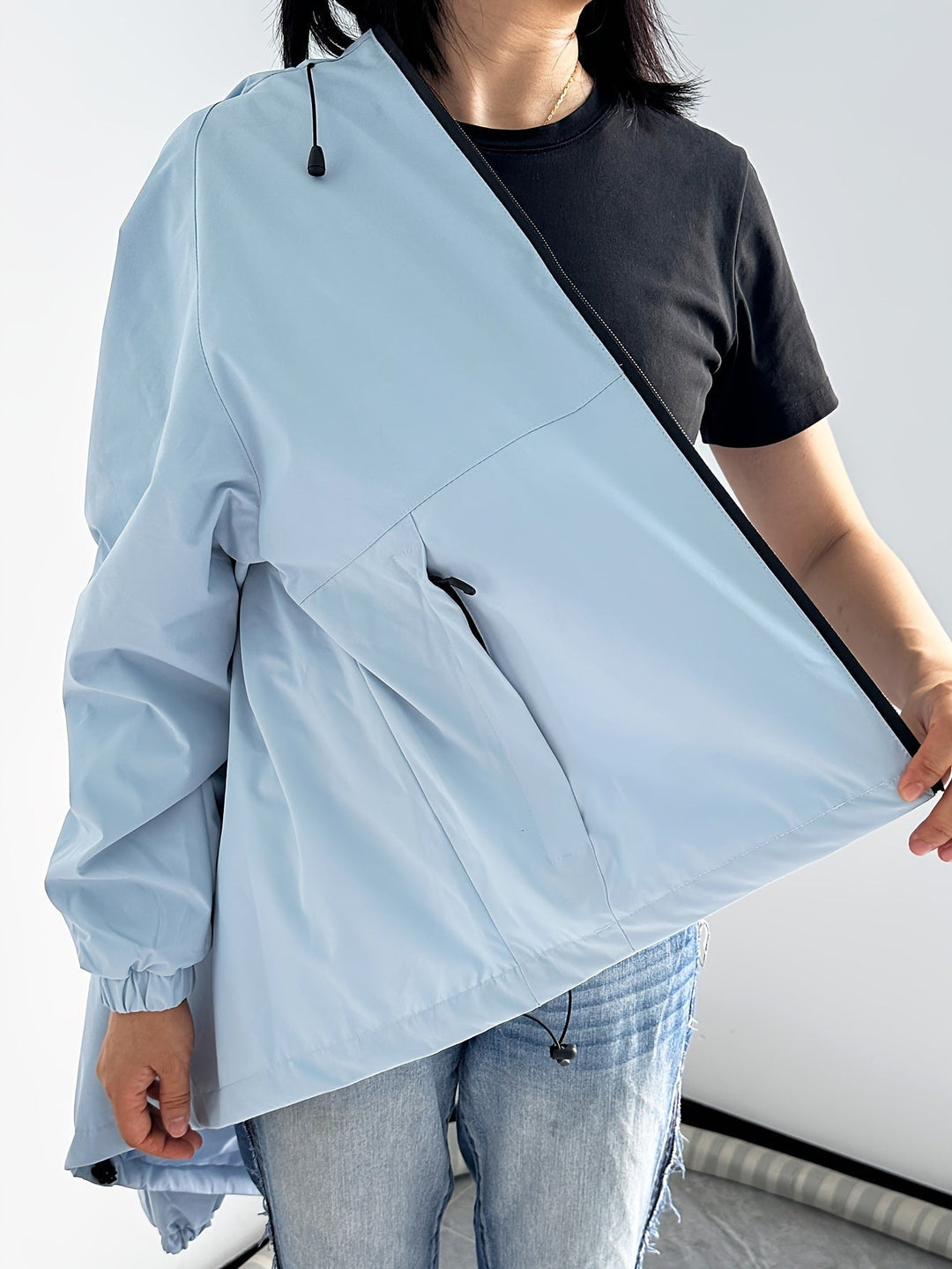 Veste pour femmes coupe-vent avec capuche à manches longues pour activités de plein air