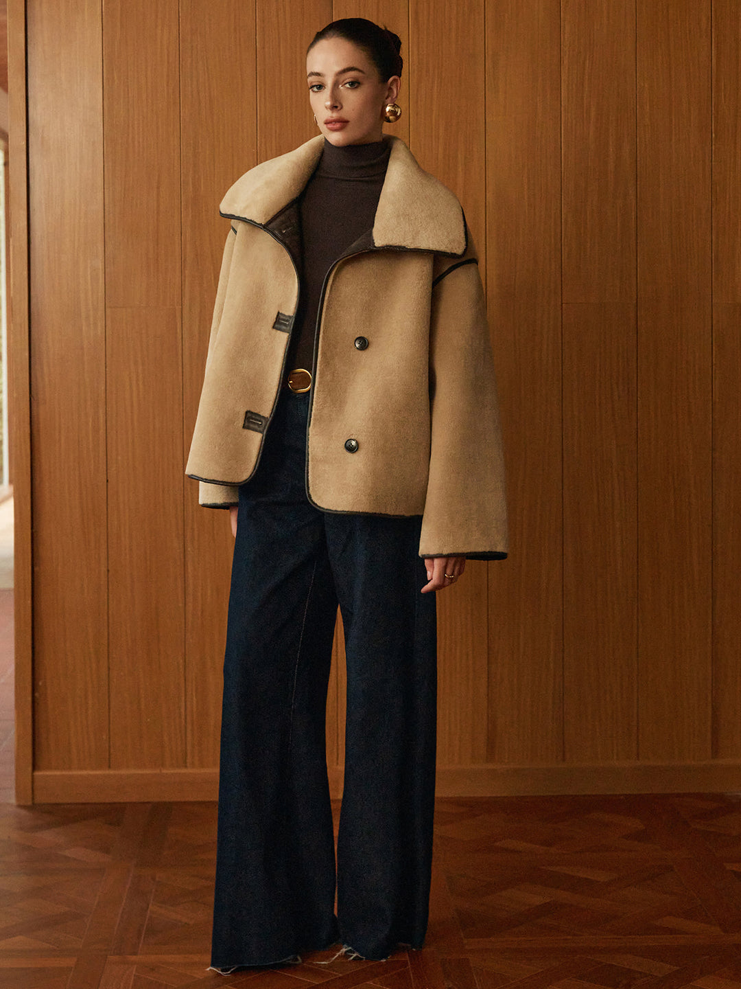 Manteau pour femmes en peluche en simili cuir à manches longues avec passepoil contrasté pour l'hiver