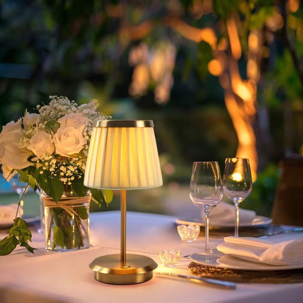 Elegante Tischlampe Mit Dimmbarem LED-Licht, USB-C-Ladefunktion, Kabellose Nachttischlampe 3