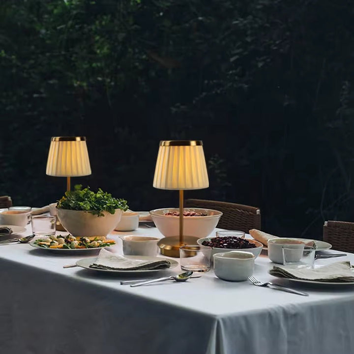 Elegante Tischlampe Mit Dimmbarem LED-Licht, USB-C-Ladefunktion, Kabellose Nachttischlampe 4