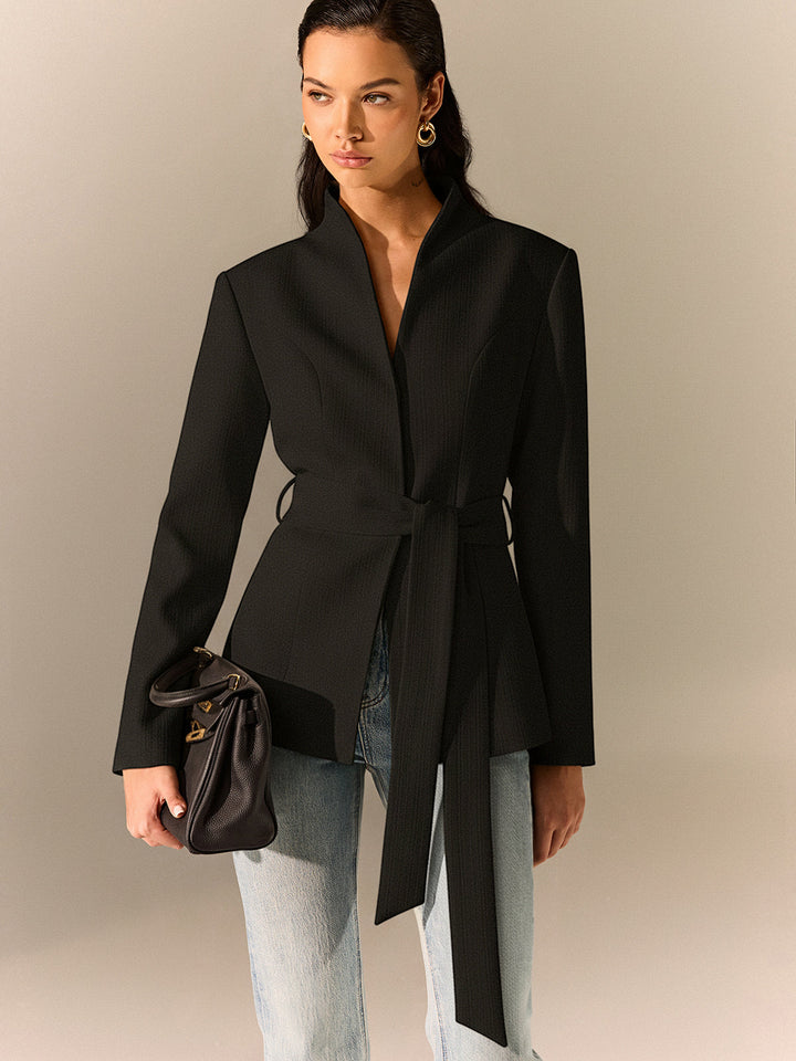 Elegant blazer with stand-up collar and long sleeves