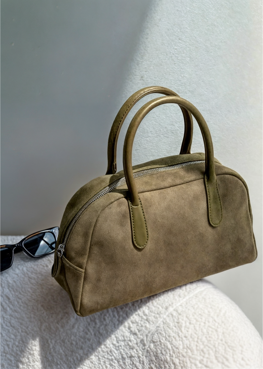 Echte Wildleder Handtasche Damen – Kleine Schultertasche mit Reißverschluss