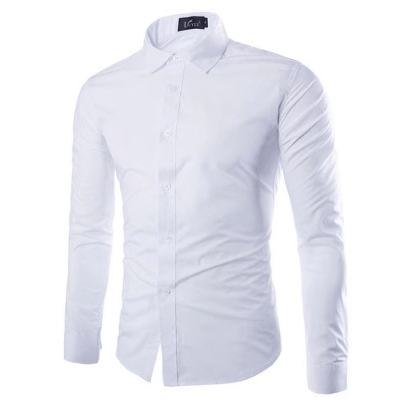 Chemise homme en matière facile d'entretien avec coupe moderne