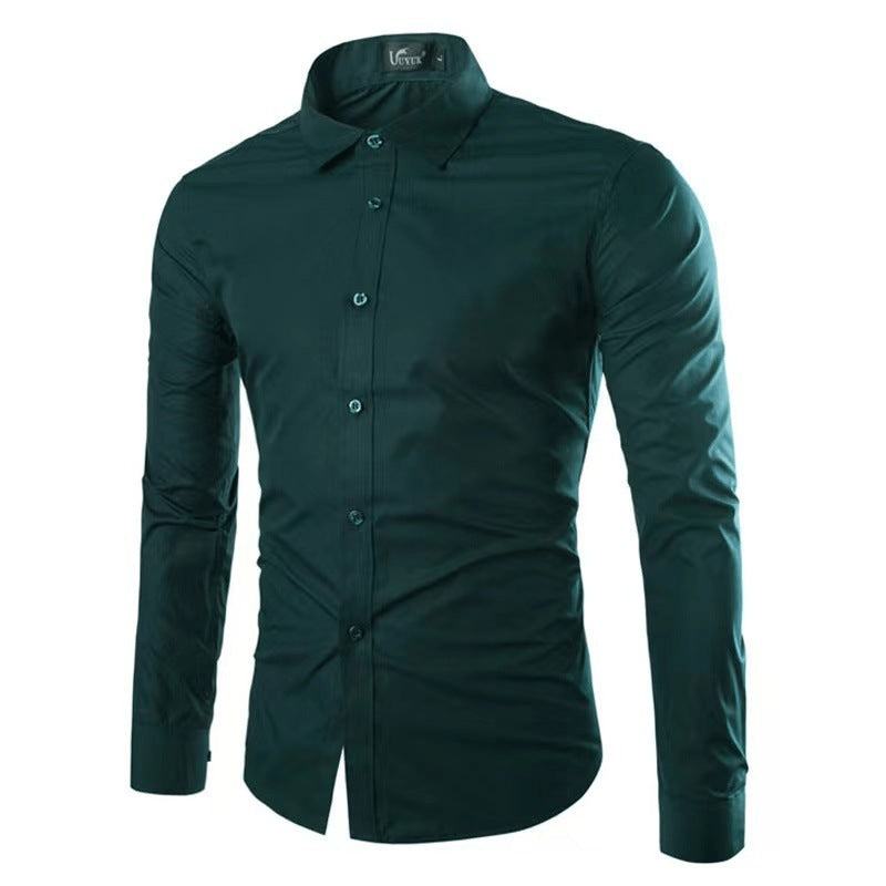 Chemise homme en matière facile d'entretien avec coupe moderne