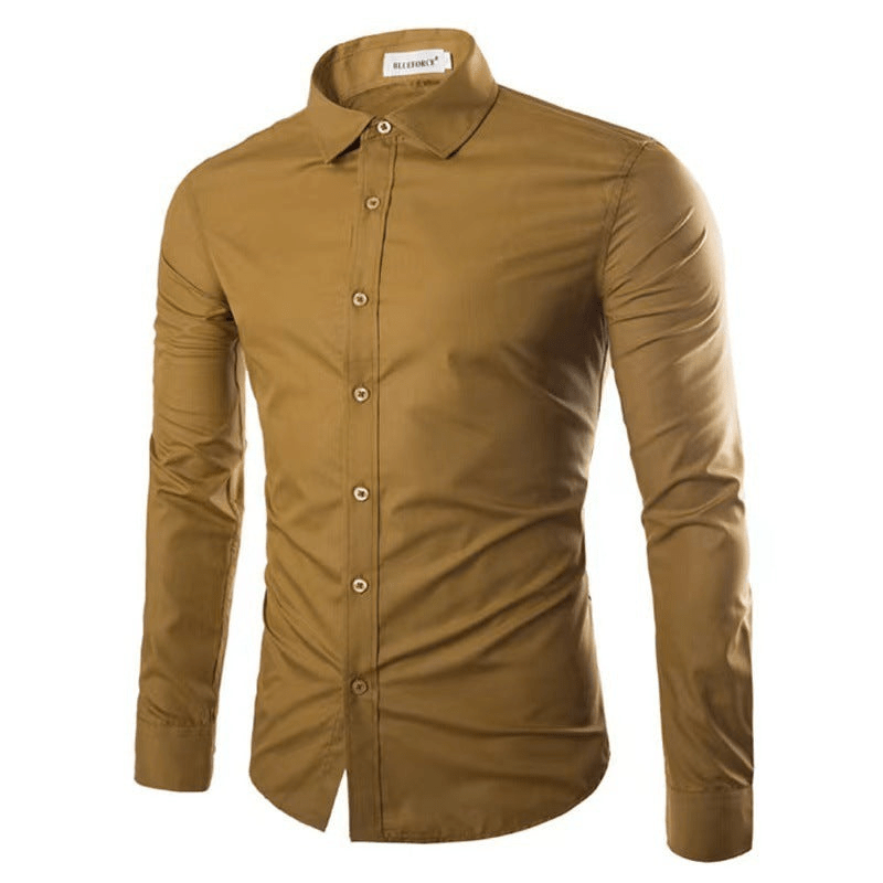 Chemise homme en matière facile d'entretien avec coupe moderne