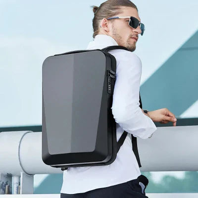Herren Rucksack Hardshell Stylisch Mit Sicherheitsverschluss und Ladeanschluss