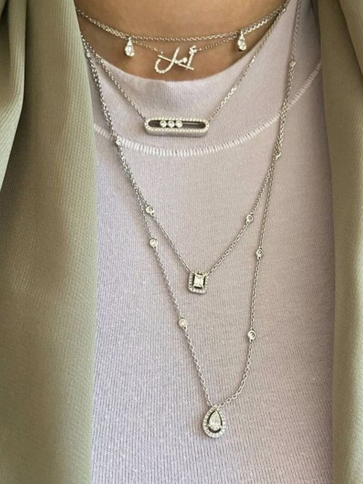 Necklace with movable diamonds - elegant, refined and timeless