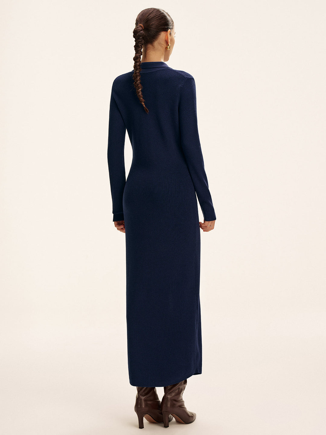 Langarm Maxikleid mit Knopfdetail - Strickkleid ohne Gürtel