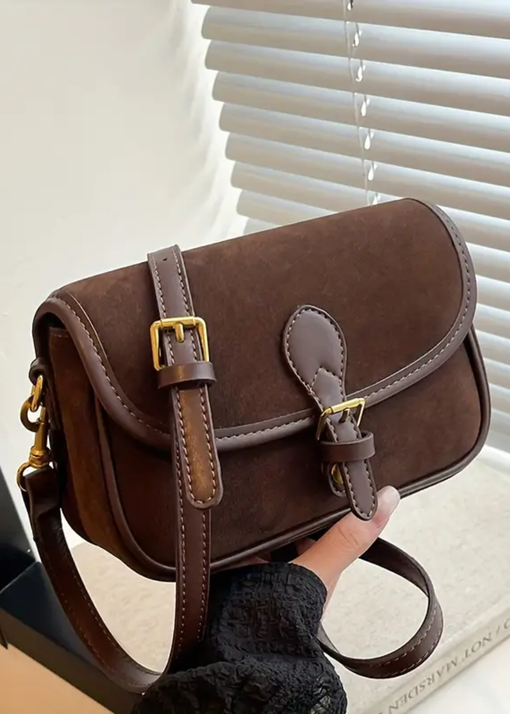 Damen Umhängetasche Wildleder – Kleine Crossbody Tasche Vegan & Vintage