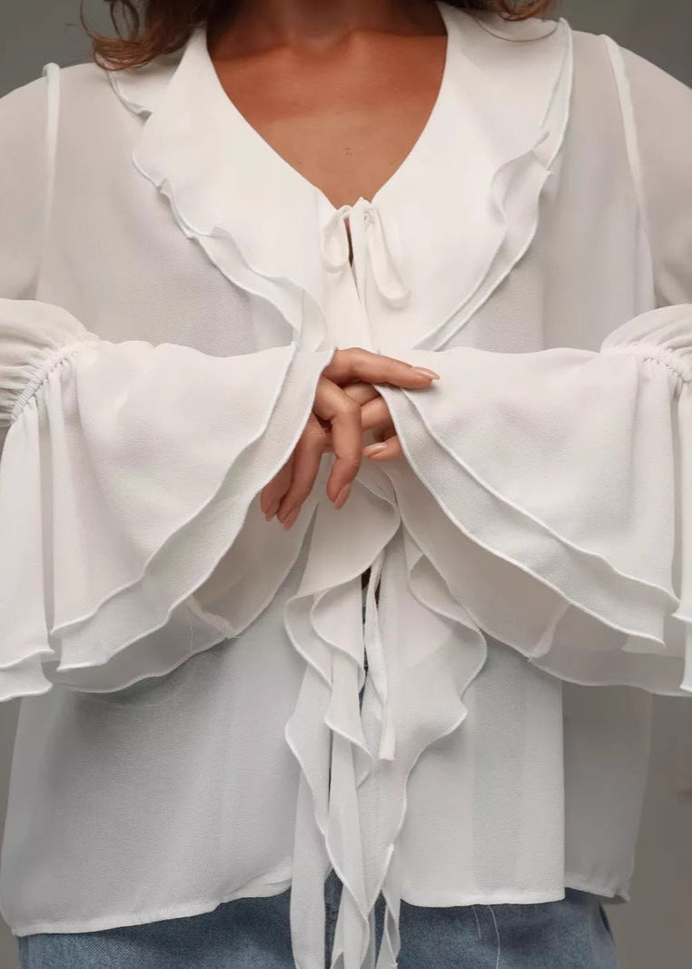 Women's blouse made of chiffon with ruffles and V-neck – elegant and airy