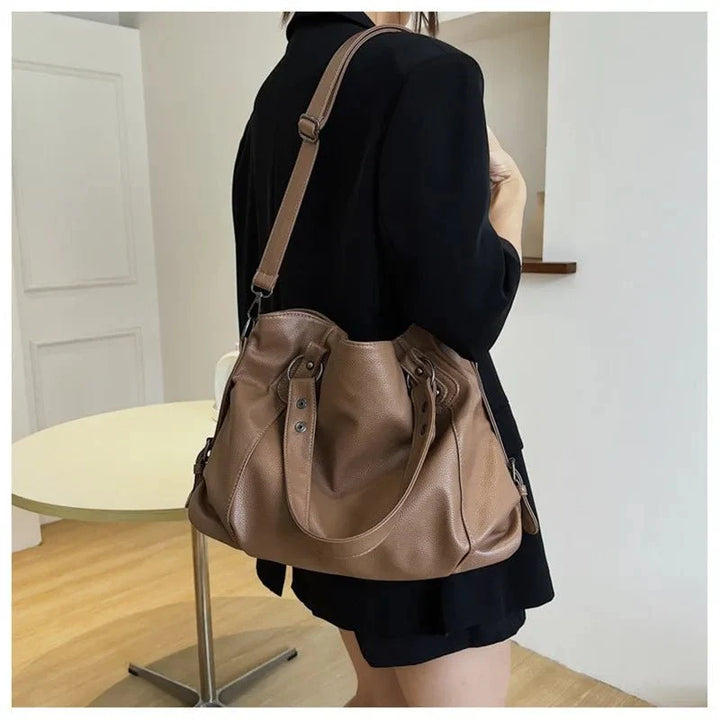 Sac fourre-tout élégant en simili cuir