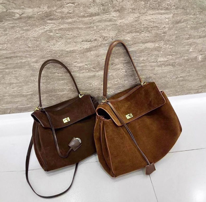 Sac fourre-tout en cuir vegan luxueux