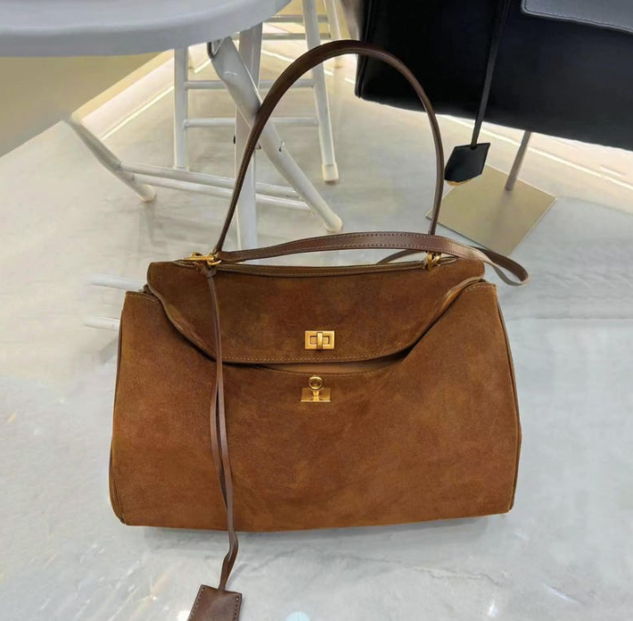 Sac fourre-tout en cuir vegan luxueux