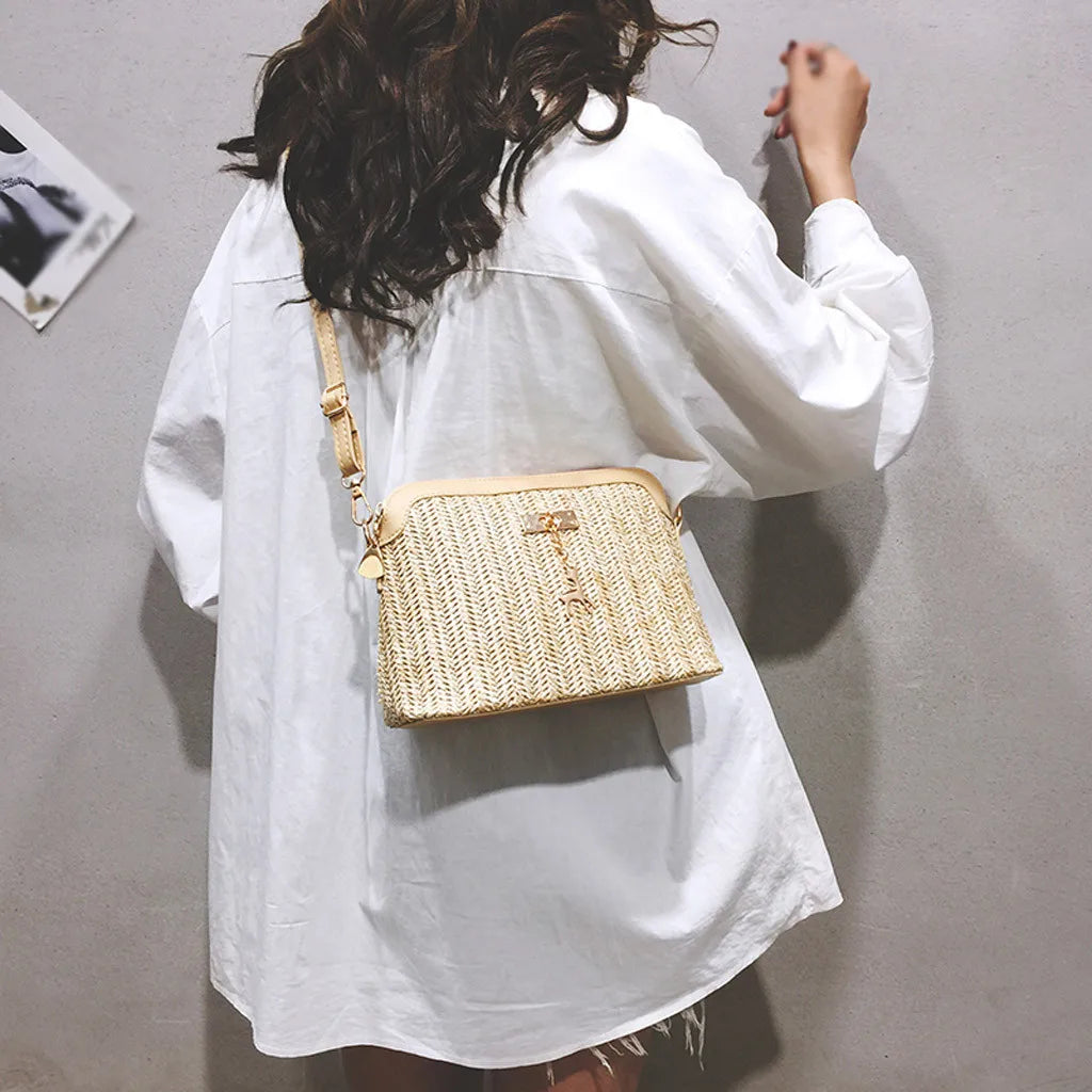 Boho Strohumhängetasche Damen – Handgefertigte Crossbody Tasche Sommer 2025