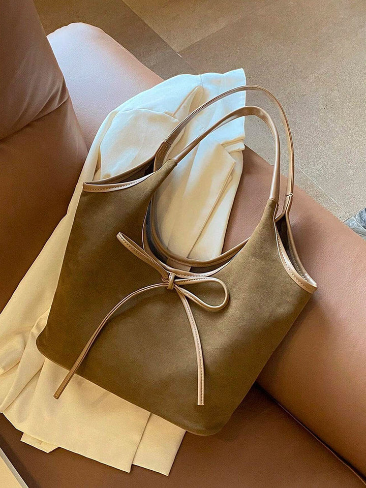 Sac à bandoulière en daim végan avec nœud – Élégant & Durable
