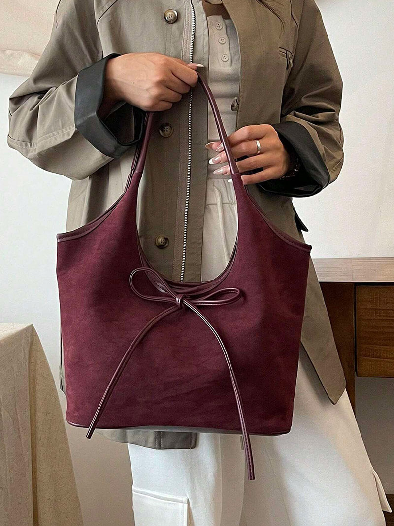 Sac à bandoulière en daim végan avec nœud – Élégant & Durable