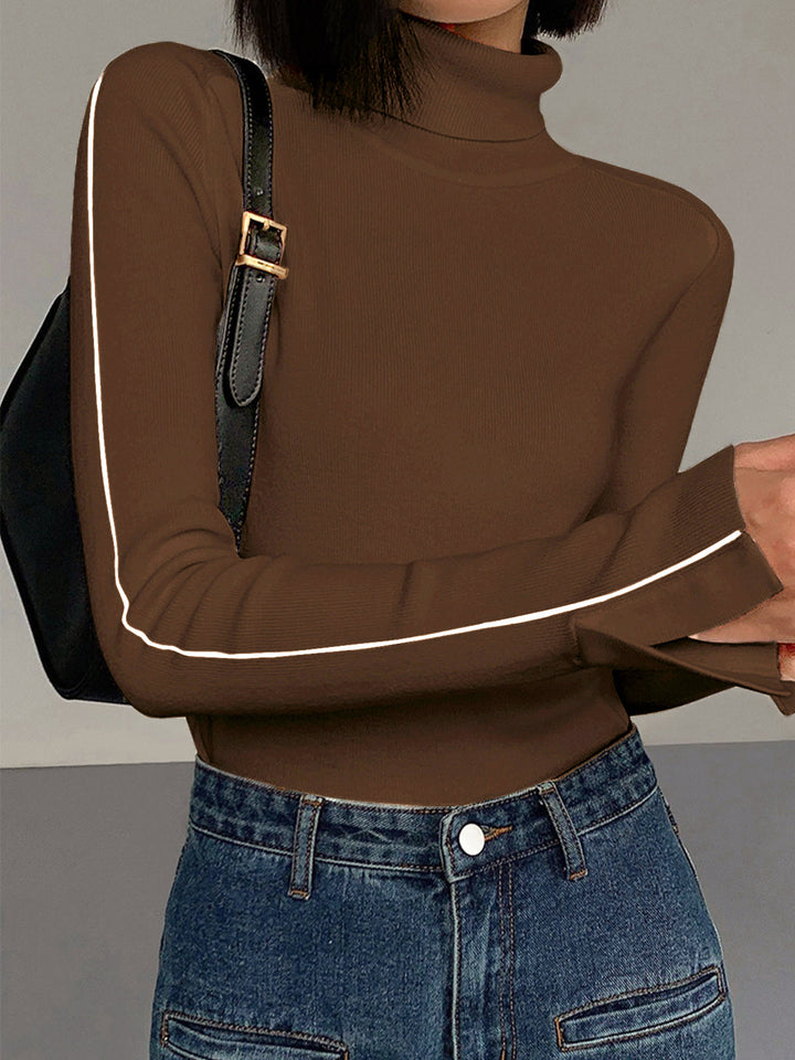 Stylischer Rollkragenpullover Damen mit Kontrastpiping aus Hochwertiger Materialmischung