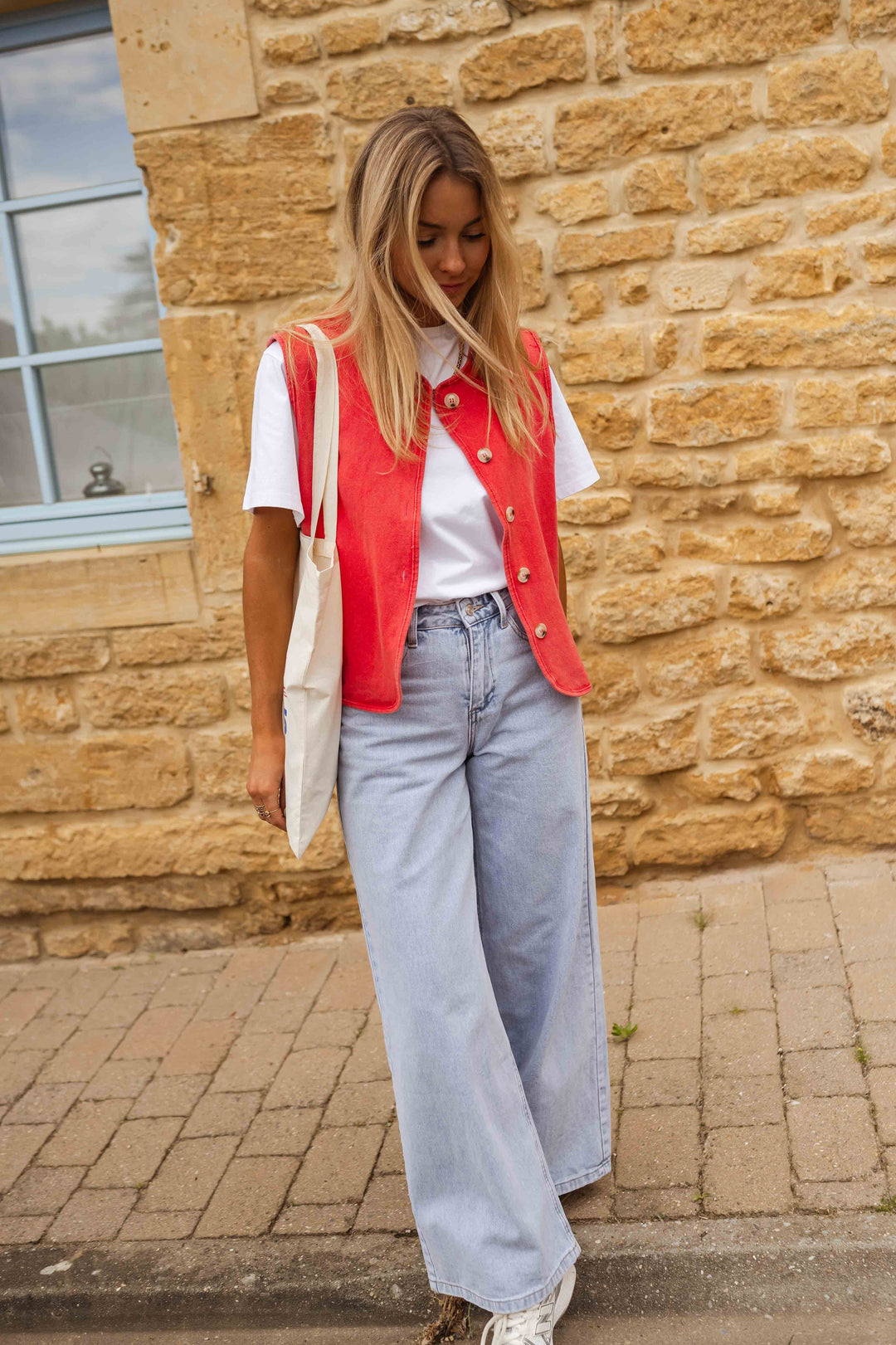 Damen Weste mit Knöpfen – Rot, Figurbetont & Leicht – Sommer & Layering