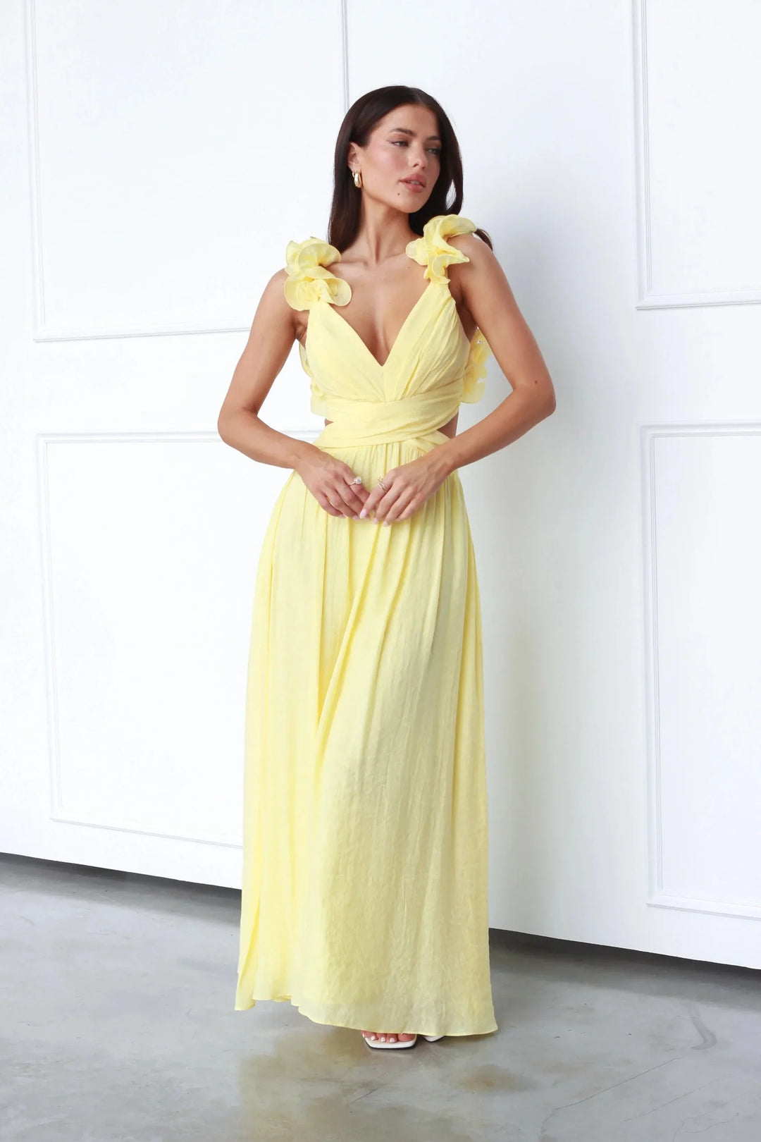 Elegant V-neck evening dress | Maxi dress long & figure-hugging
