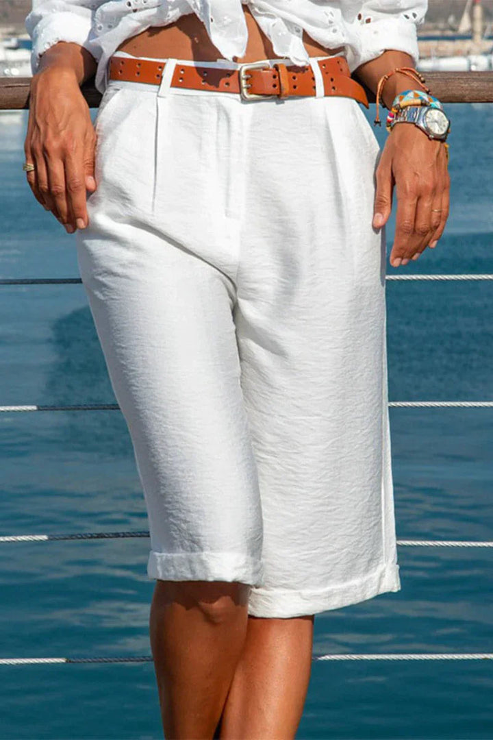 Shorts en cuir vegan premium mi-long | Pantalon de luxe et écologique pour femmes
