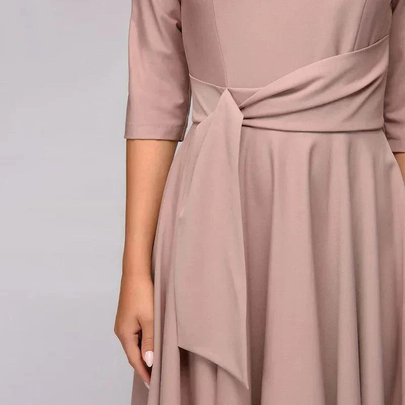 Women's midi dress made of viscose with waist belt – elegantly cut for summer
