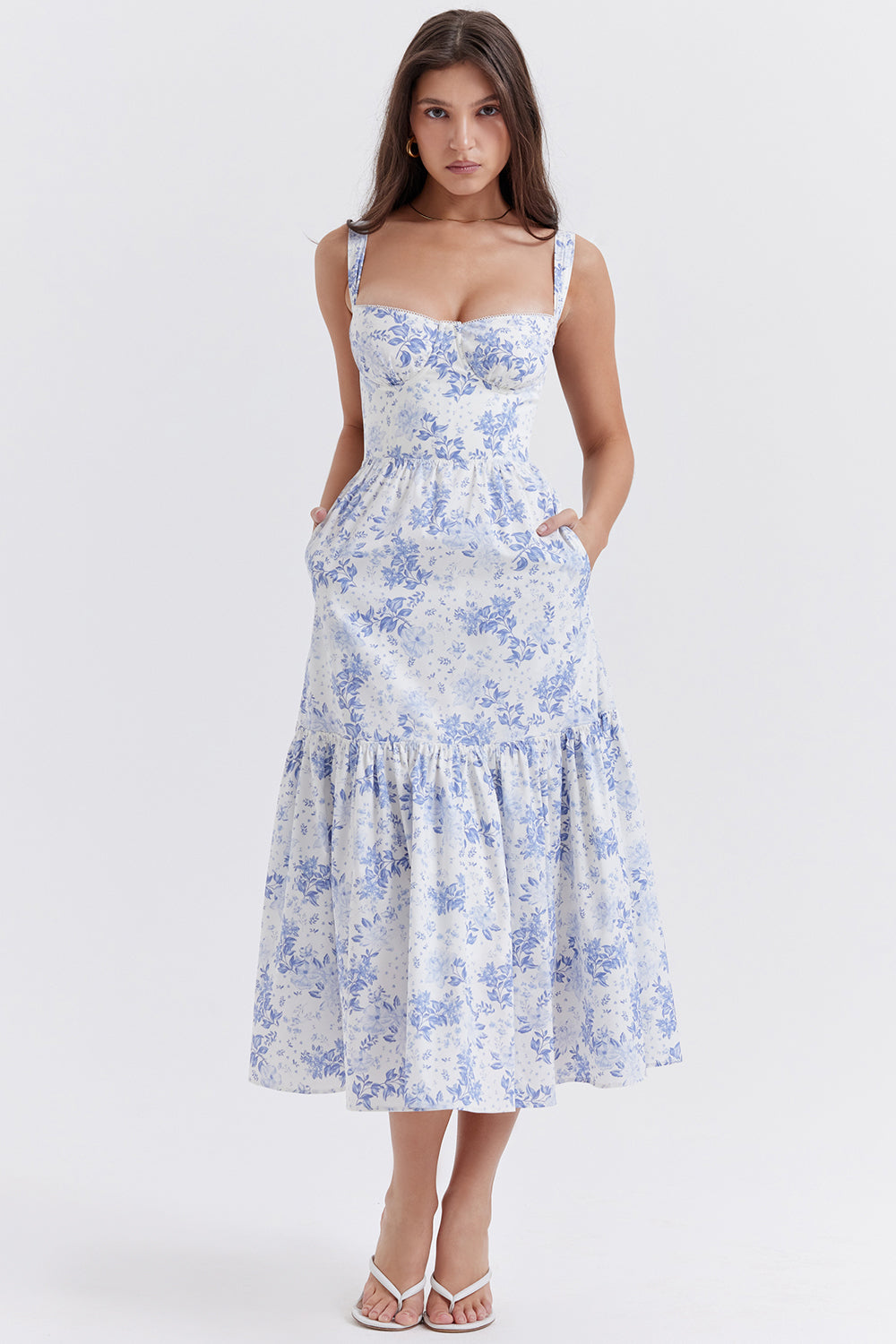 Women's midi dress made of viscose with floral pattern and V-neckline
