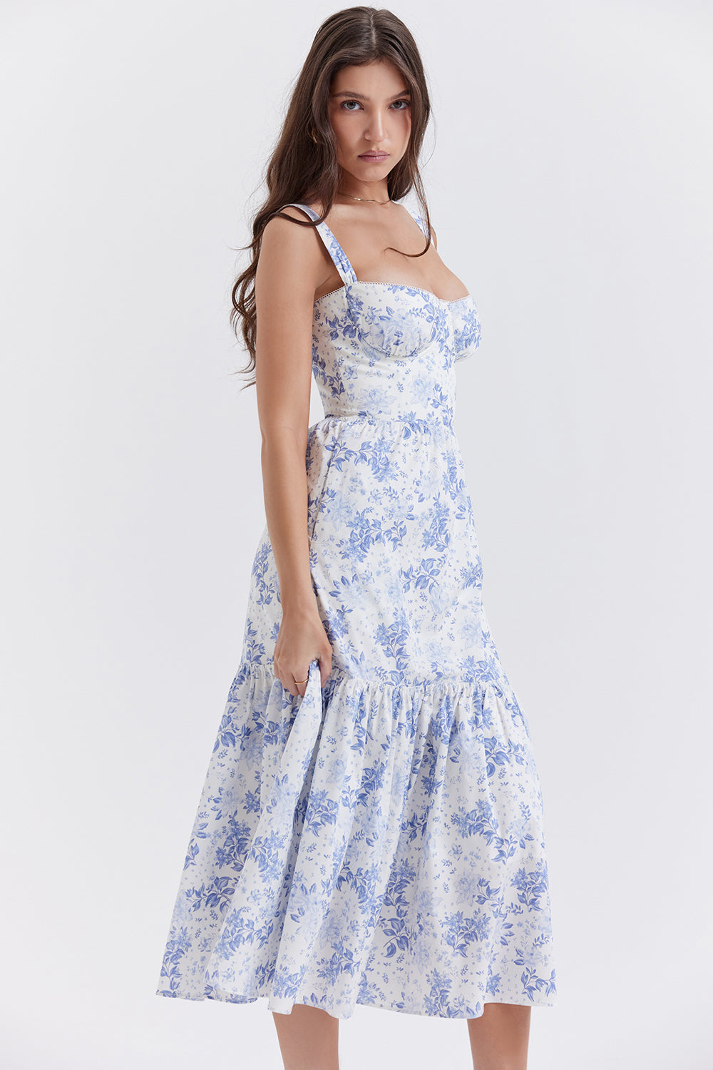 Women's midi dress made of viscose with floral pattern and V-neckline