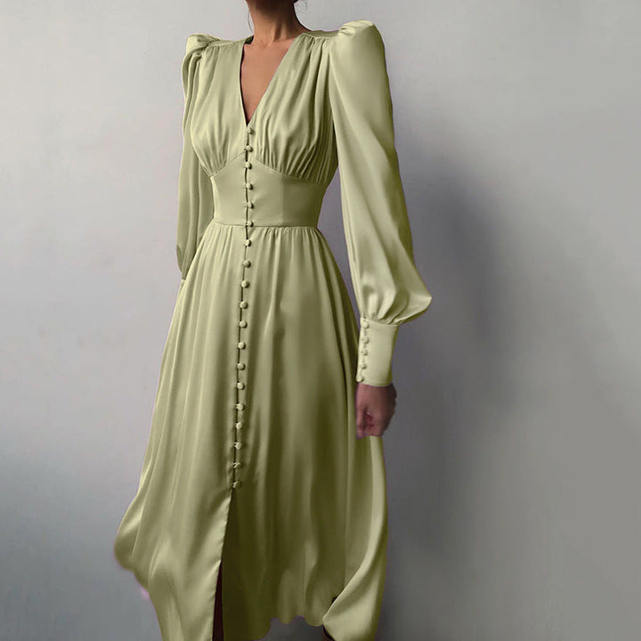 Fitted satin dress with balloon sleeves – Elegant evening dress