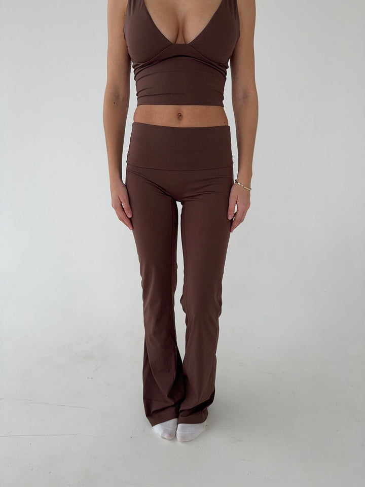 Flared Women's Leggings High Waist Brown - Stretch & Comfort