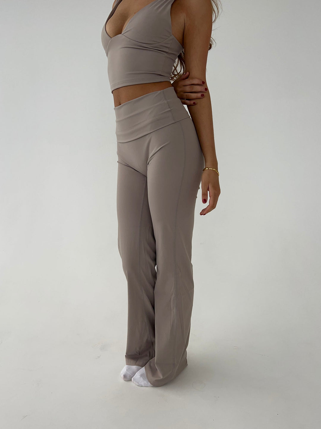 Fitted Stretch Women's Leggings - for Yoga and Leisure
