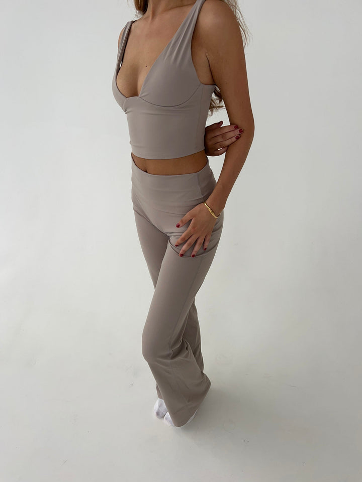 Fitted Stretch Women's Leggings - for Yoga and Leisure