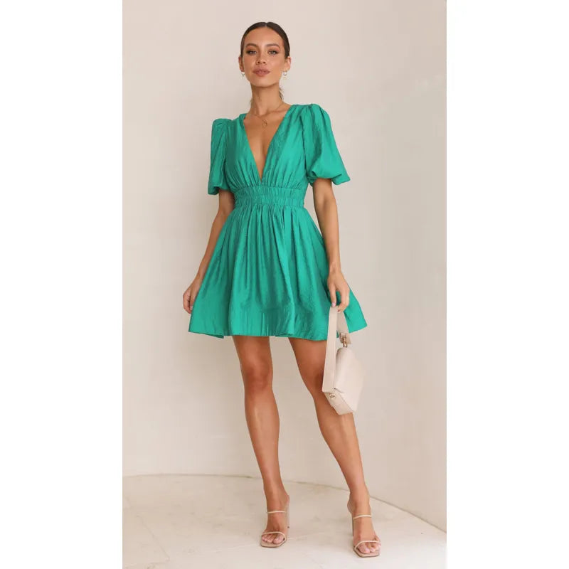 Elegant sleeveless mini dress – vegan leather look