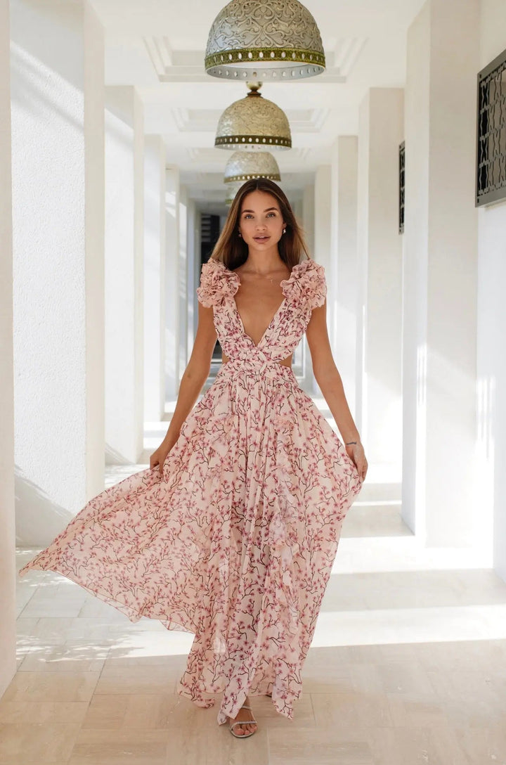 Summer maxi dress with floral pattern – Deep V-neck & ruffle sleeves