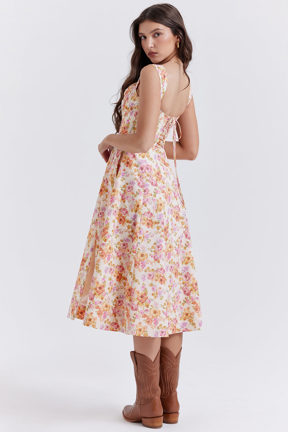 Women's midi dress made of viscose with floral pattern and V-neckline