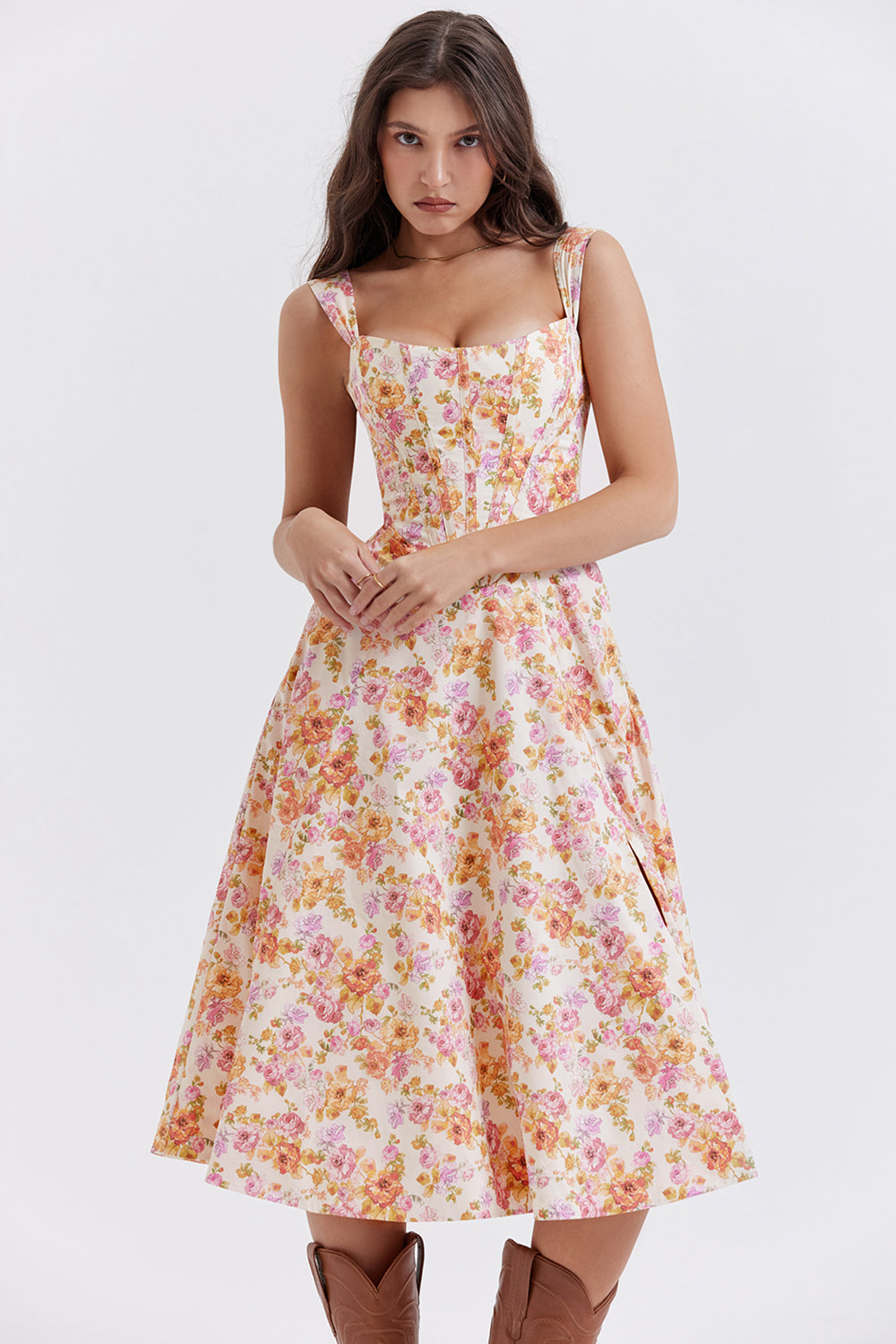 Women's midi dress made of viscose with floral pattern and V-neckline