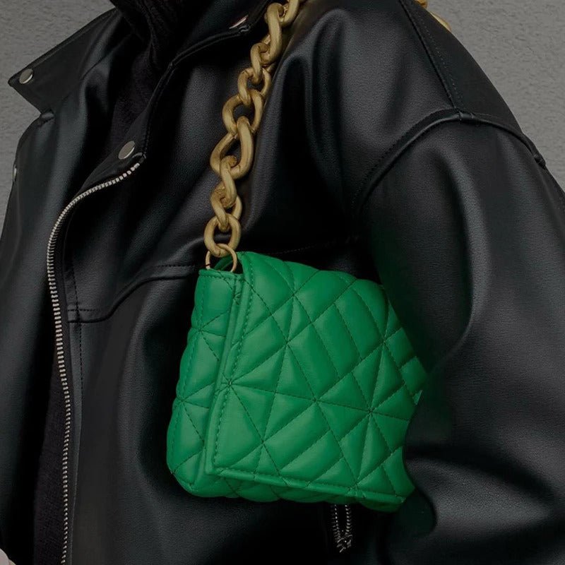 Damen Umhängetasche Vegan Leder – Mit Goldkette & Elegantem Design