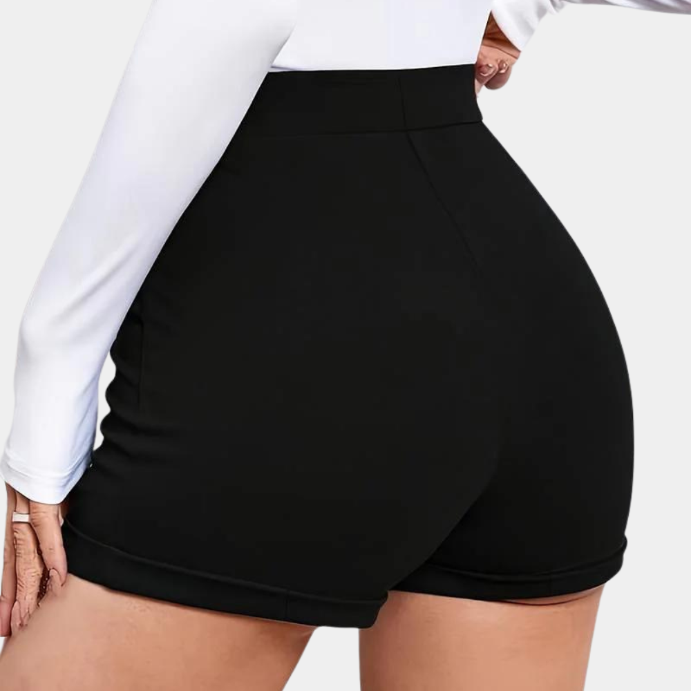 Shorts taille haute modernes avec des accents de boutons dorés – Shorts pour femmes premium
